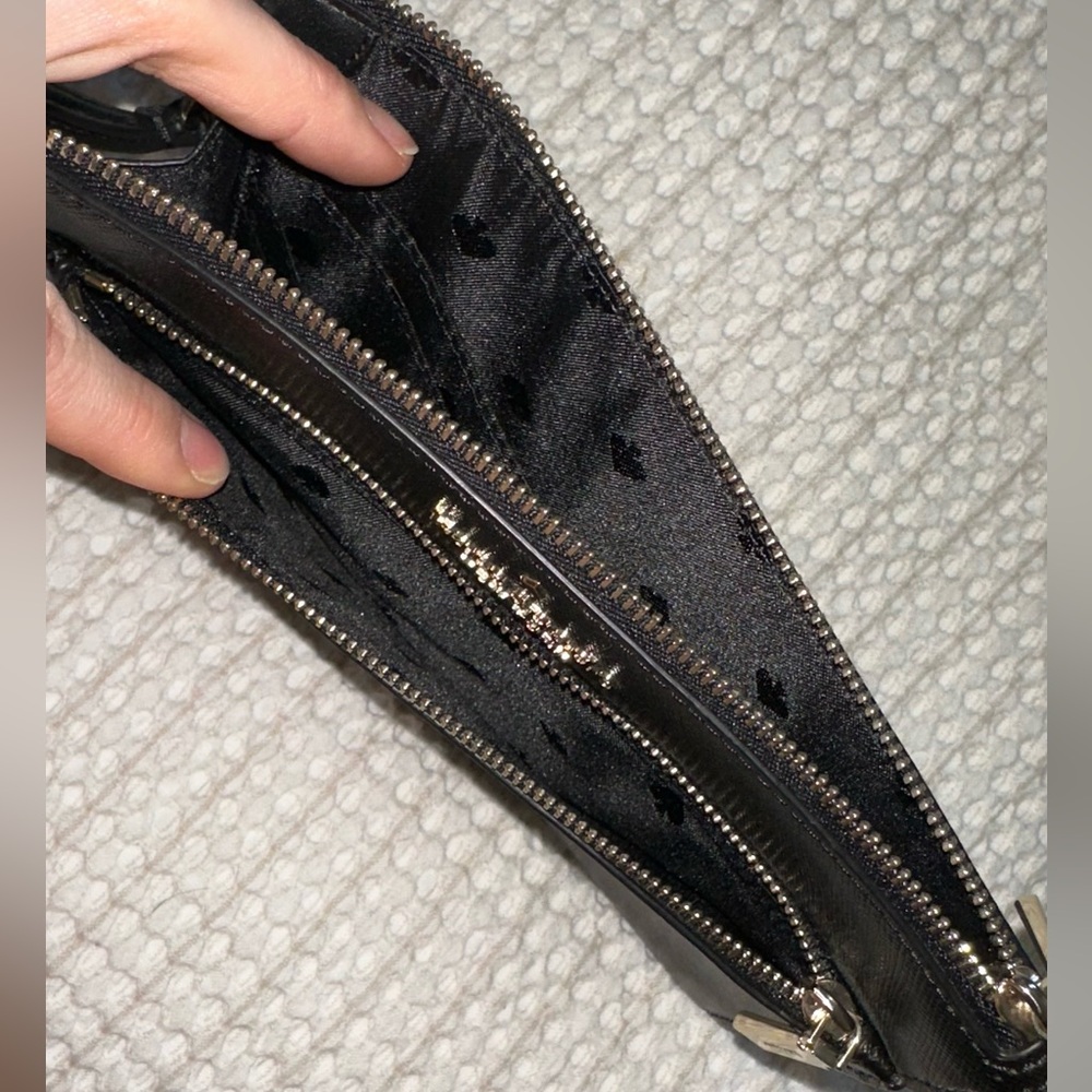 Kate Spade clutch - Picture 4 of 4